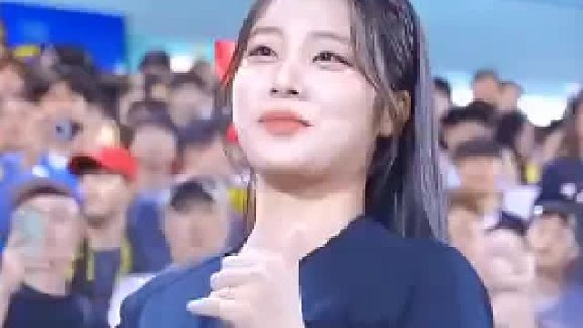 来不及照镜子了