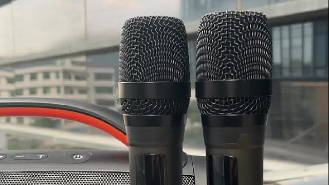 为什么网红唱歌都那么好听？