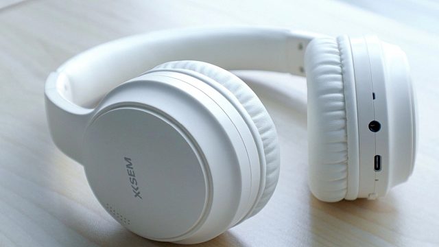 百元头戴式耳机对比：哪款最值得买？