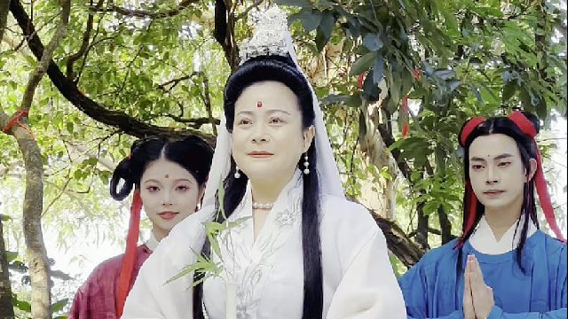 农历十一月十五（12月15日），是许愿的重要日子，这一天，陪着家人朋友来东莞观音山登高许愿，尤为重要