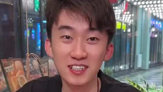 挑战叫陌生人的名字