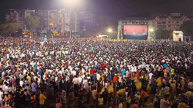 地球毁灭76亿人死亡，2000名罪魁祸首却活2万年