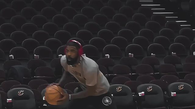 “艾特一位能陪你很久很久的人”