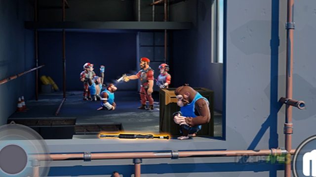 潜入废弃工厂营救同伴