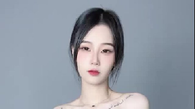 不必追求完美，因为自然的你已经足够动人