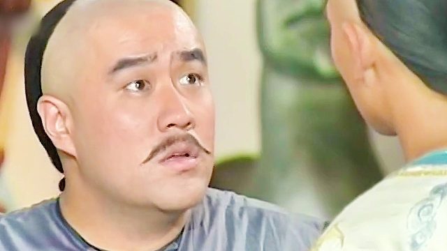 男人仅仅只是看了一眼，竟然就算出眼前之人乃是