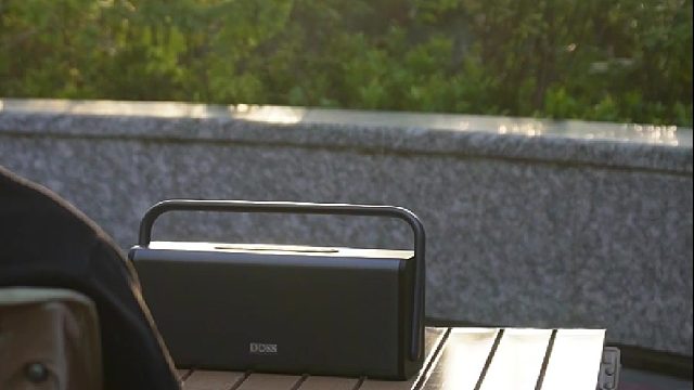 才三位数？金属一体压铸成型线条美轮美奂