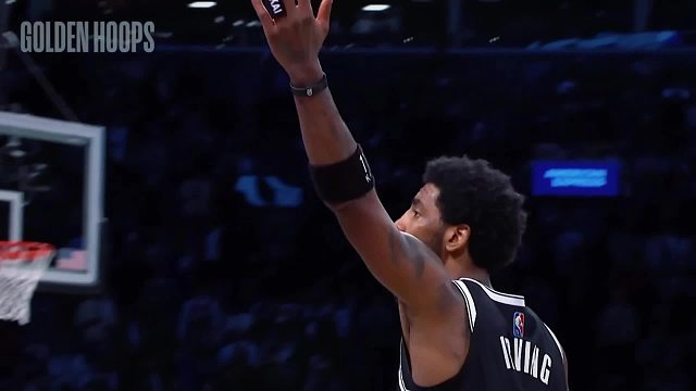 “艾特出球场上又菜又爱叫的兄弟”