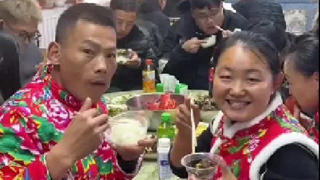 户外赶海抓海鲜