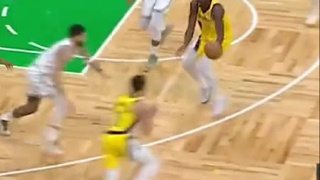 步行者123-114凯尔特人，哈里伯顿表现全面，31分6篮板7助攻