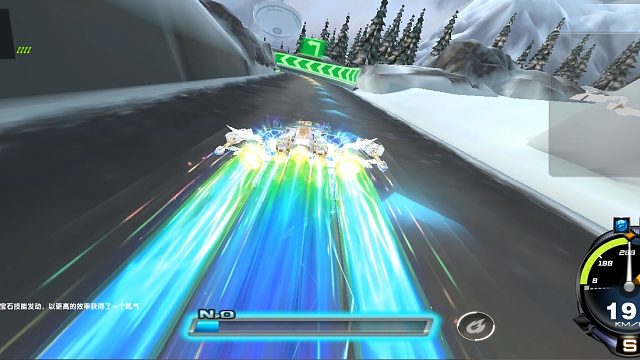 QQ飞车朕哥：皮肤券不要开错了哦！损失2000才出S永久！