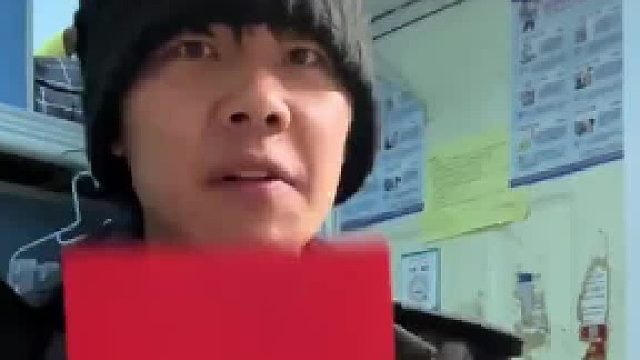 室友不在宿舍 可以欣赏一下证书了