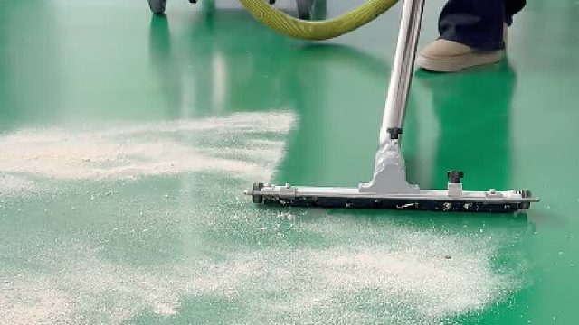 沉浸式体验工业吸尘器清洁效果