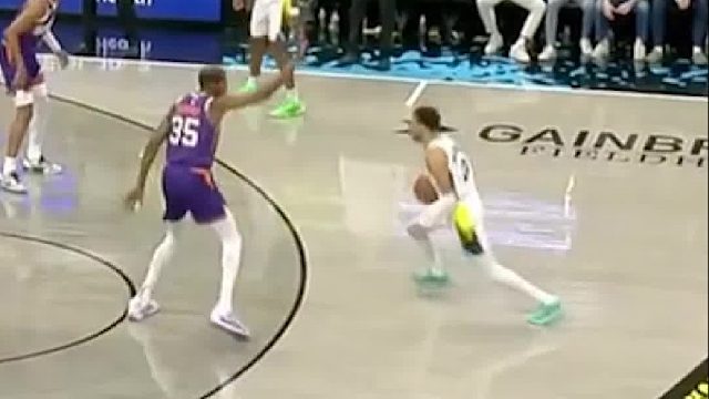 步行者126-108太阳，哈里伯顿超远三分锁定胜局，太阳跌至西部第12