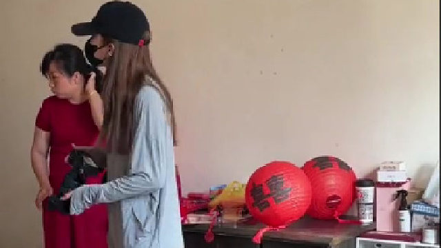 主人结婚那天，狗子跟摄影师跑了