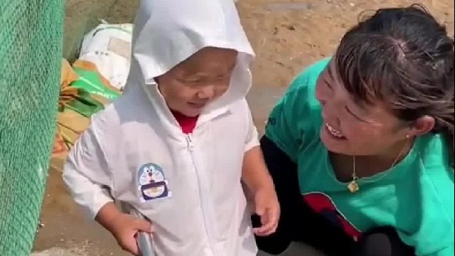 户外赶海抓海鲜