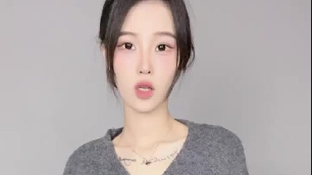 颜值高不高，取决于你的微笑。