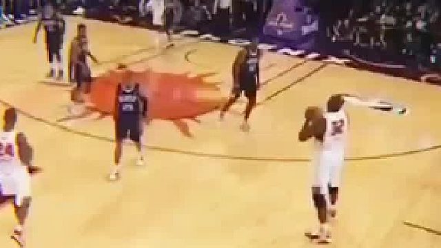 太会整活了！奥尼尔全明星穿裆戏耍霍华德看笑邓肯