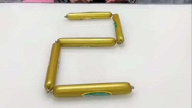 移动一根火腿肠，使二变成五，这根本不可能