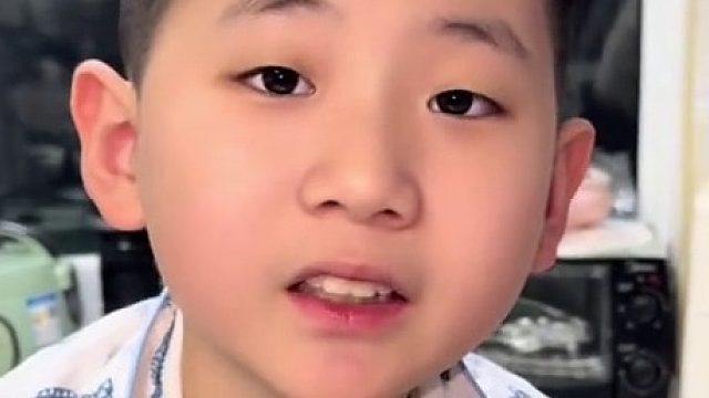 我小舅子说她就是故意的