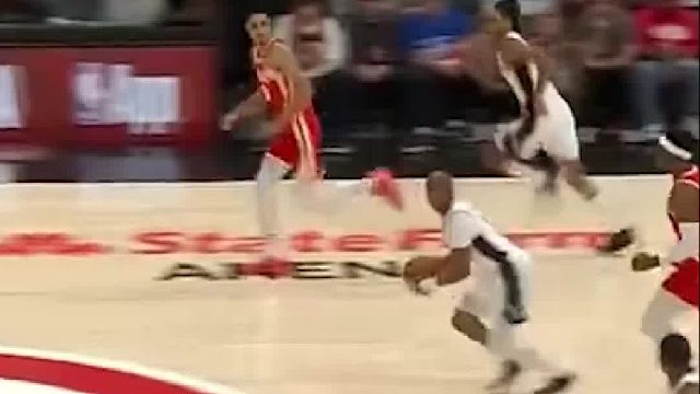 马刺126-125老鹰，福克斯马刺生涯首秀，狂砍24分13助攻