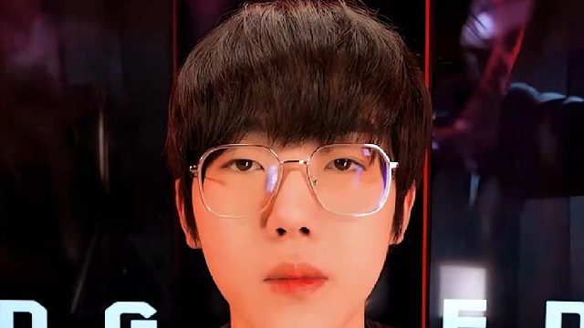 Smoggy捷风四杀，直播忘记摄像头直接叼烟被封！