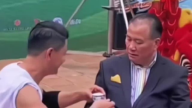 现场收徒严师出高徒