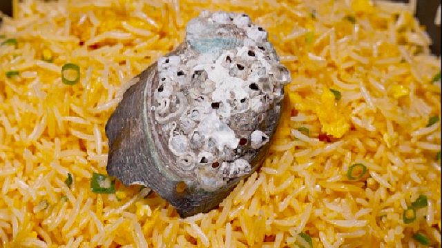 难道今天都有海鲜？