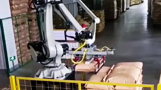 袋装高分子码垛机器人自动堆包机