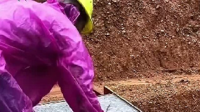 这样把钢筋丢在水泥里，有什么用吗？