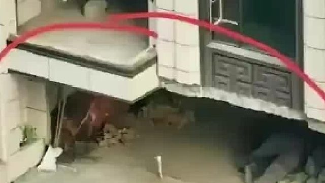 这是什么奇葩邻居