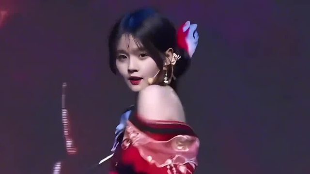 双胞胎萝莉姐妹花