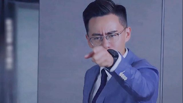 职场女王vs隐藏boss，谁才是最终赢家？《假男友真告白》8