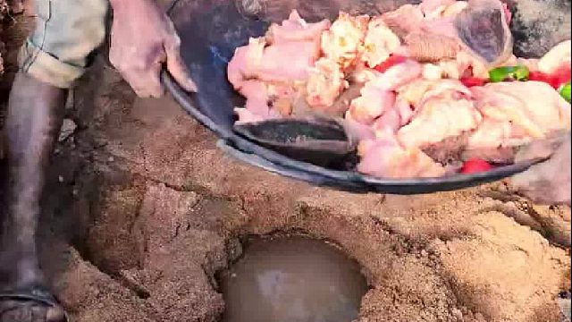 看看嘟嘟美食里的金汤是从哪里来的