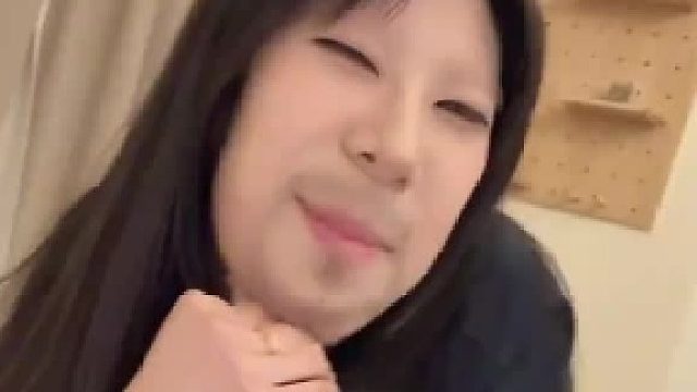 第三个咋贱贱的