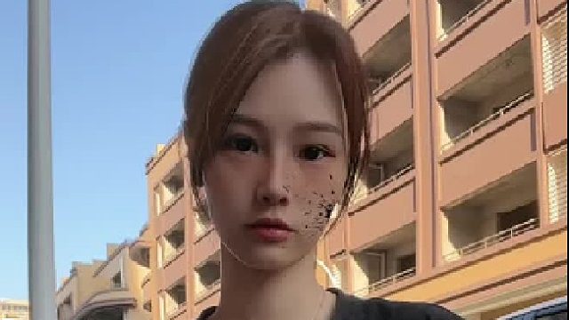 生活就像骑自行车，要保持平衡就得往前走