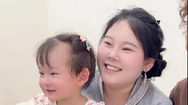 给孩子选照片 每张都融化妈妈的心，婆婆给老三起几个名字听听咋样