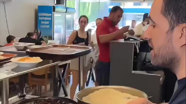 国外的手抓饭一样美味