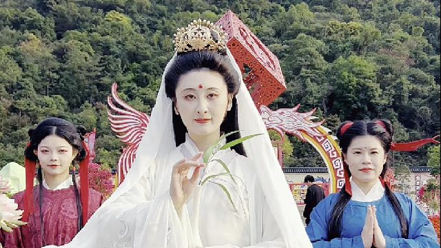 农历三月初一（3月29日），是许愿的重要日子，陪着家人来东莞观音山踏青许愿，愿所求皆如愿