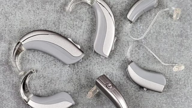 助听器怎么买才正确？唯听、町石、爱可声助听器对比测评！