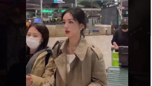 周也卷毛小狗造型