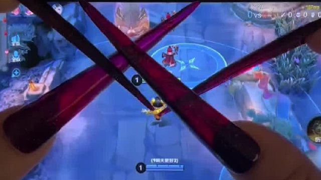 没想到吧蔡文姬你有治疗，我有大宝剑