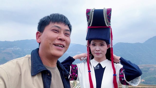 这个美丽的小村庄里，流传着一段爱情故事，感人至深！