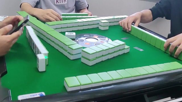 长春麻将实战 _ 好久不野 小野一下