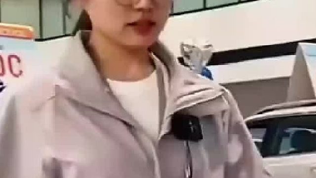 女员工跟经理辞职，无理要求经理居然全答应