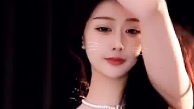 【一只小羊呀-】都说微胖是极品 你看我怎么样？