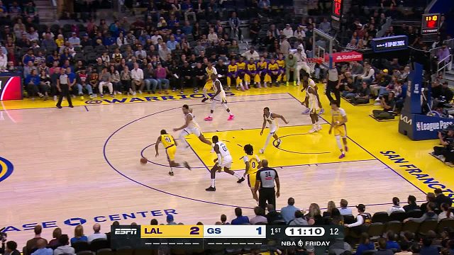 迎NBA生涯首次先发！布朗尼溜底线吃饼上反篮！