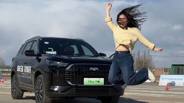 油改电？电池包太凸出？奇瑞风云T8到底怎么样？