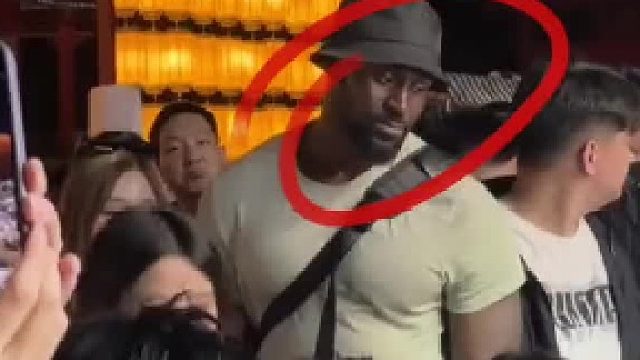 网红甲亢哥终遇大张伟，长沙美食之旅！保镖口水快流出来了