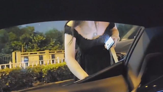 童锦程三言两语就让妹子掉套里，直接上楼，观众直呼套路真深啊！